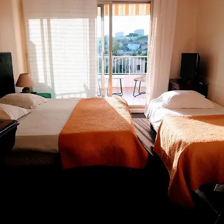 Hotell Restaurant Brasilia 3*