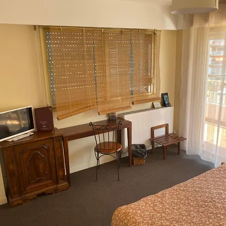 فندق Restaurant Brasilia كانيو سور مير